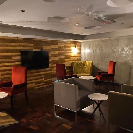 Mapungubwe Hotel Apartments Marshalltown ヨハネスブルグ エクステリア 写真