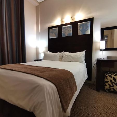 Mapungubwe Hotel Apartments Marshalltown ヨハネスブルグ 部屋 写真