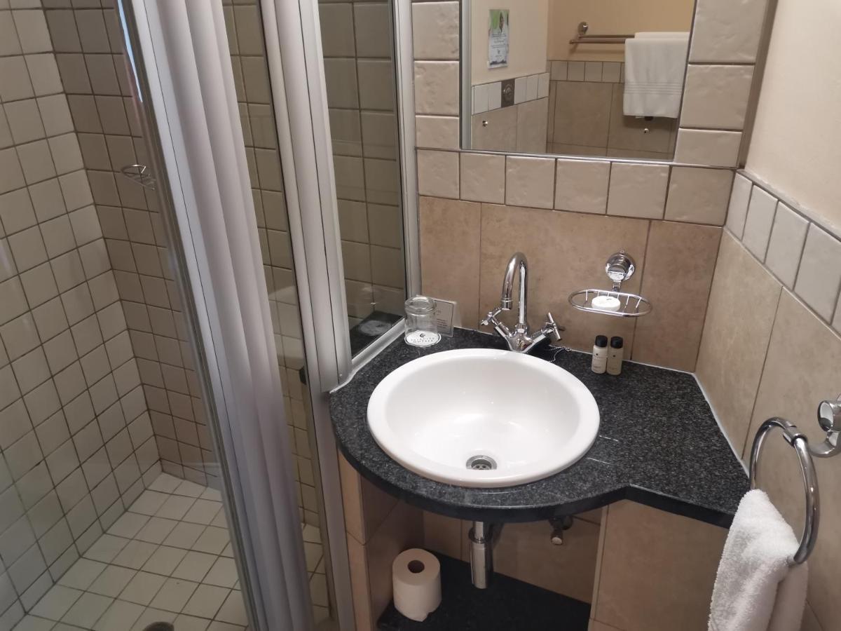Mapungubwe Hotel Apartments Marshalltown ヨハネスブルグ エクステリア 写真