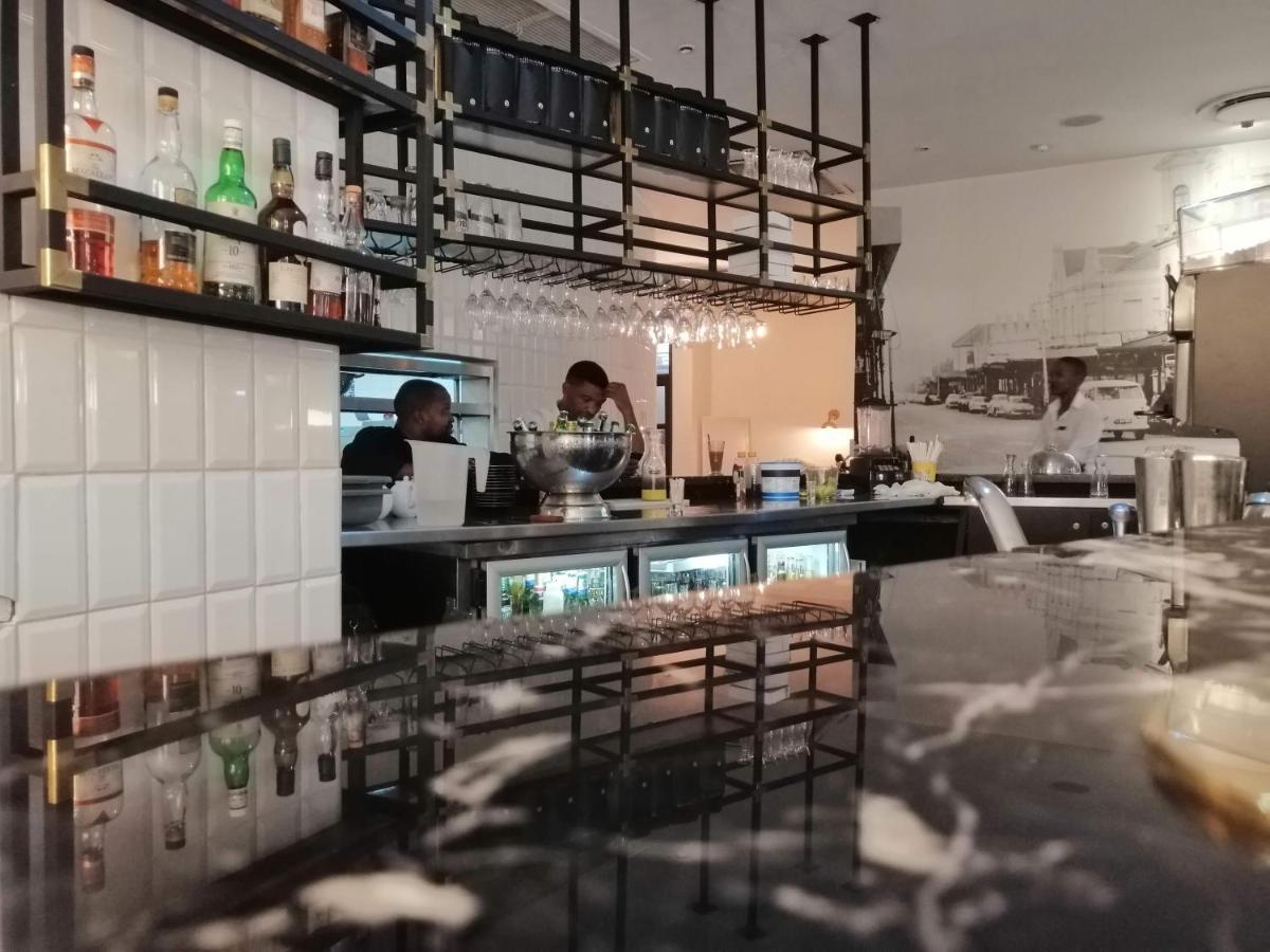 Mapungubwe Hotel Apartments Marshalltown ヨハネスブルグ エクステリア 写真