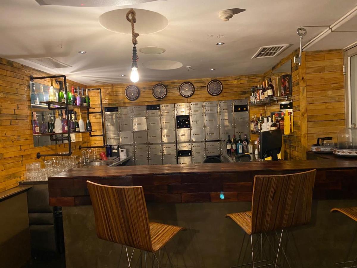 Mapungubwe Hotel Apartments Marshalltown ヨハネスブルグ エクステリア 写真